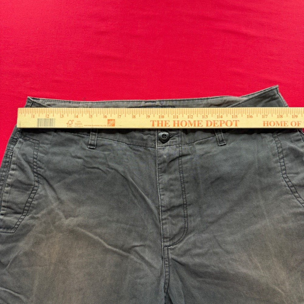 Sean John Mens Vintage Y2K Cargo Shorts Gray Faded Cotton Utility Size 34 - Picture 2 of 8